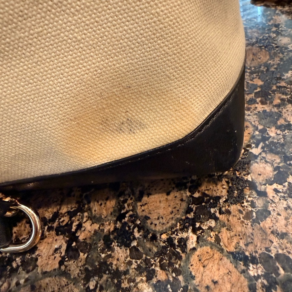 New York Cream & Black Tote Bag - Picture 5 of 5